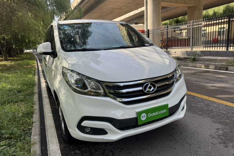 Used SAIC MAXUS G10 2016 2.0T Automatic Elite Edition Exterior 2