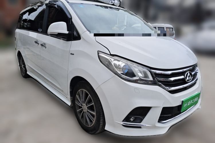 Used SAIC MAXUS G10 2016 2.0T Automatic Luxury Executive Edition Front Right 45 Deg