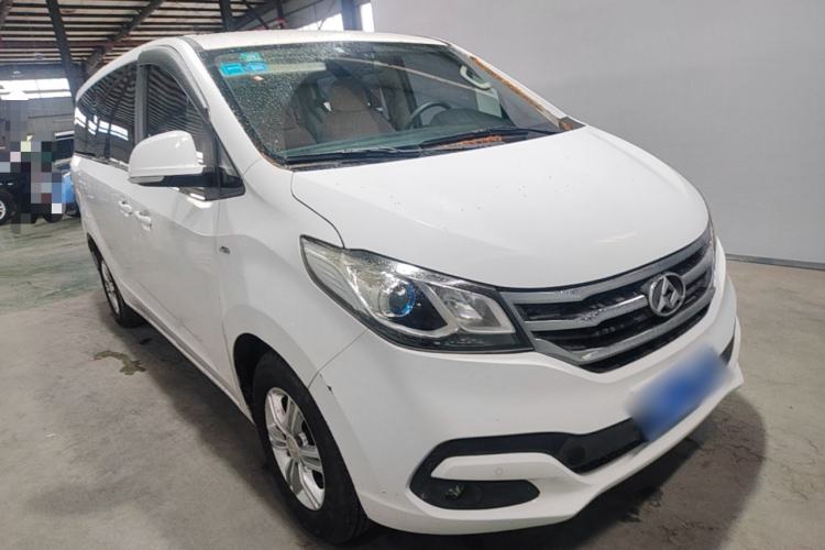 Used SAIC MAXUS G10 2016 2.0T Automatic Elite Edition Front Right 45 Deg