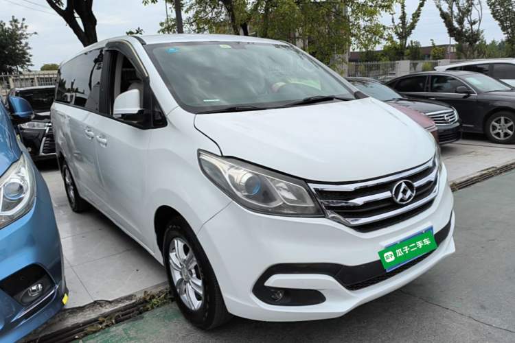 Used SAIC MAXUS G10 2016 1.9T Automatic Luxury Edition Diesel China V Standard Front Right 45 Deg