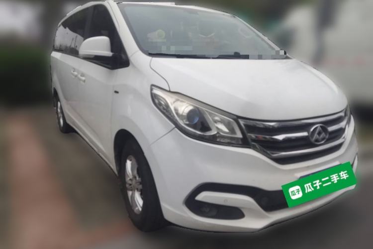 Used SAIC MAXUS G10 2016 2.0T Automatic Elite Edition Front Right 45 Deg