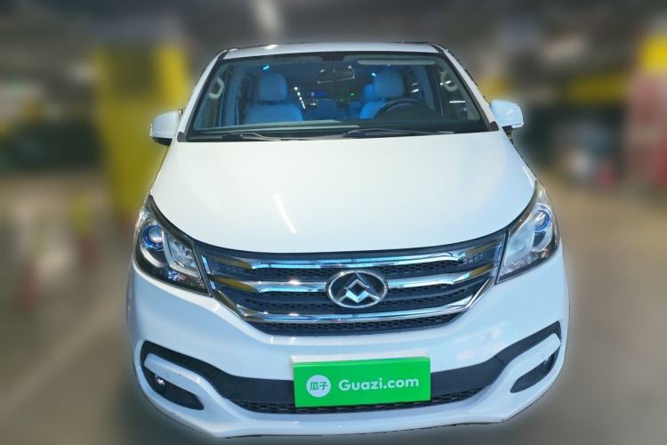 Used SAIC MAXUS G10 2016 2.0T Automatic Luxury Edition Front