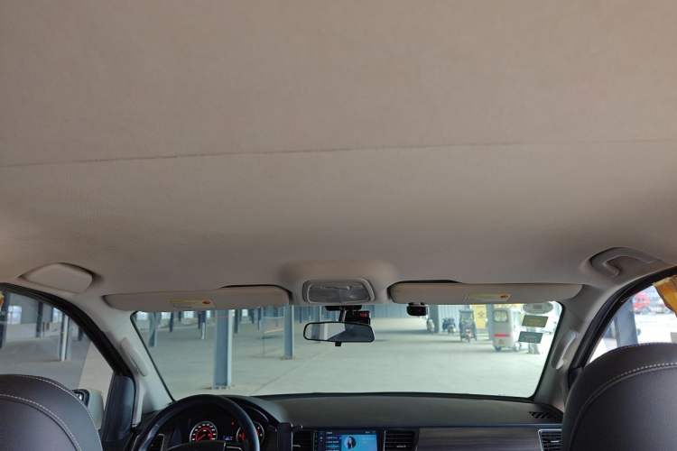 Used SAIC MAXUS G10 2016 1.9T Manual Elite Edition Diesel China V Standard Headliner