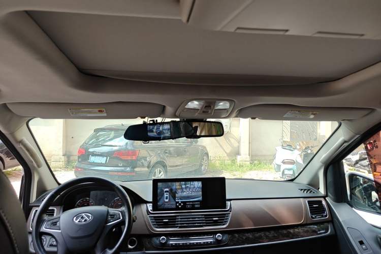 Used SAIC MAXUS G10 2016 2.0T Automatic Luxury Executive Edition Headliner
