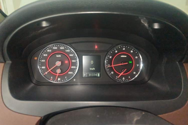 Used SAIC MAXUS G10 2016 2.0T Automatic Luxury Edition Instrument Cluster