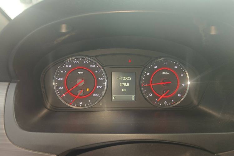 Used SAIC MAXUS G10 2016 2.0T Automatic Elite Edition Instrument Cluster