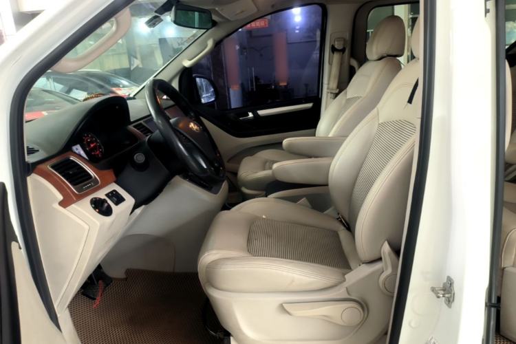 Used SAIC MAXUS G10 2016 2.0T Automatic Luxury Edition Left Front Seat