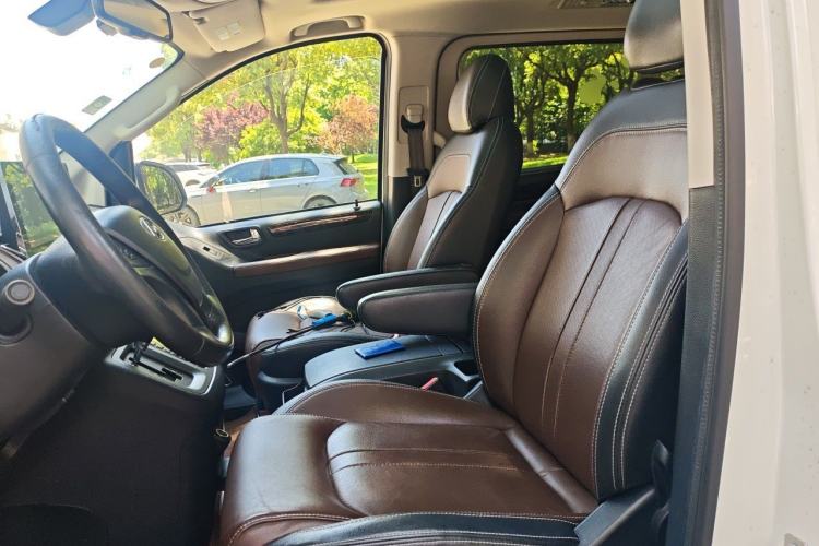 Used SAIC MAXUS G10 2016 2.0T Automatic Flagship Edition Left Front Seat