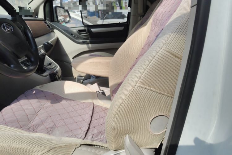 Used SAIC MAXUS G10 2016 2.4L Manual Elite Edition Left Front Seat