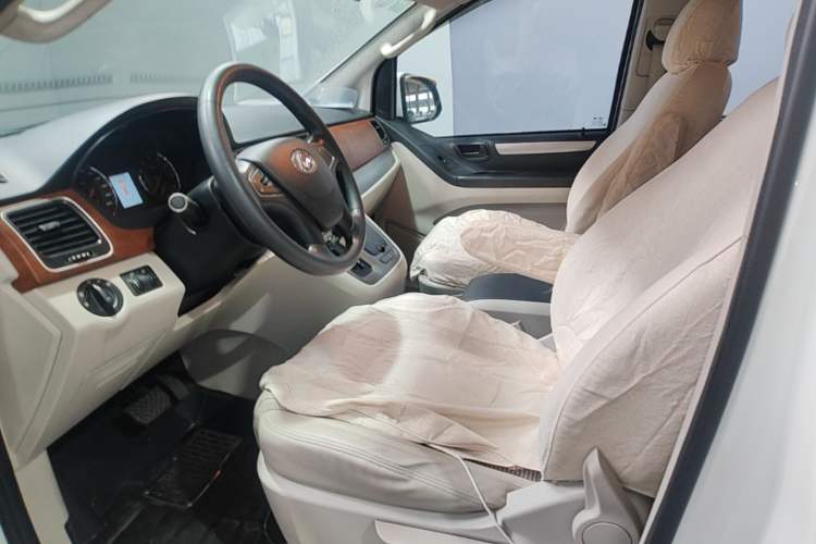 Used SAIC MAXUS G10 2016 2.0T Automatic Elite Edition Left Rear Seat