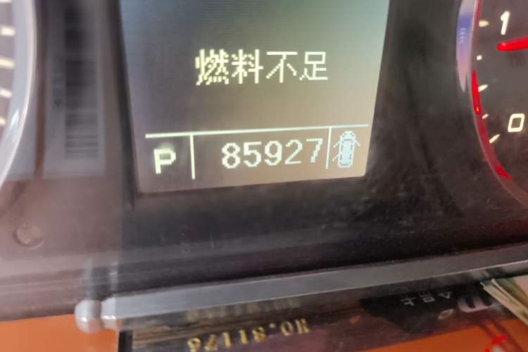 Used SAIC MAXUS G10 2016 2.0T Automatic Elite Edition Odometer Close Up