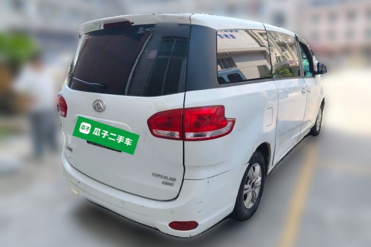 Used SAIC MAXUS G10 2016 2.0T Automatic Executive Edition Rear Right 45 Deg