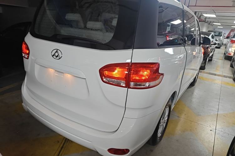Used SAIC MAXUS G10 2016 2.0T Automatic Elite Edition Rear Right 45 Deg