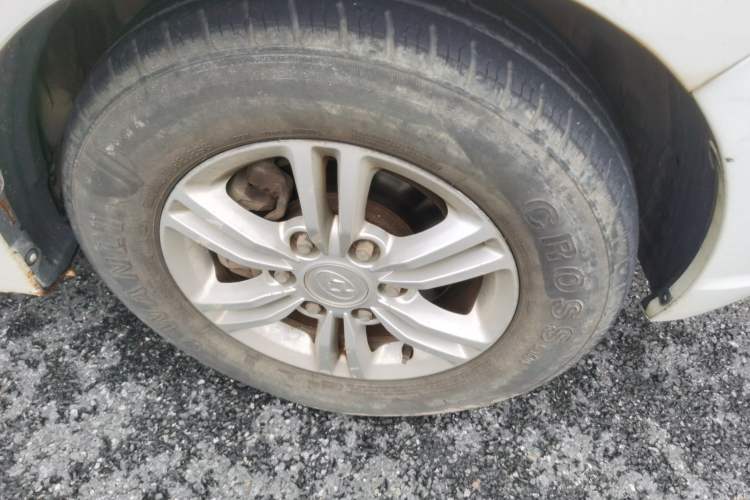 Used SAIC MAXUS G10 2016 1.9T Manual Elite Edition Diesel China V Standard Right Front Wheel Hub