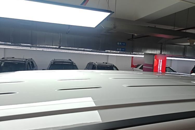Used SAIC MAXUS G10 2016 2.0T Automatic Elite Edition Roof