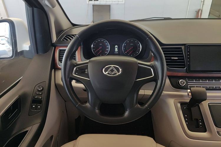 Used SAIC MAXUS G10 2016 2.0T Automatic Elite Edition Steering Wheel