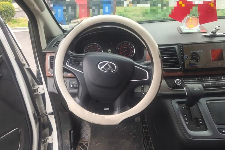 Used SAIC MAXUS G10 2016 2.0T Automatic Elite Edition Steering Wheel