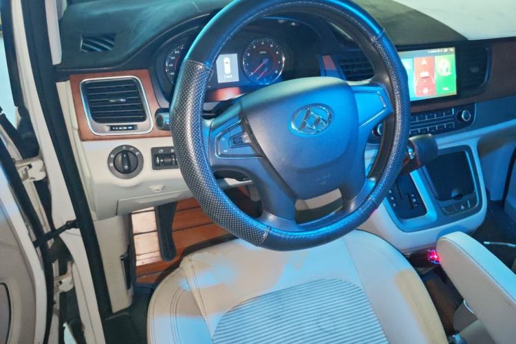 Used SAIC MAXUS G10 2016 2.0T Automatic Luxury Edition Steering Wheel