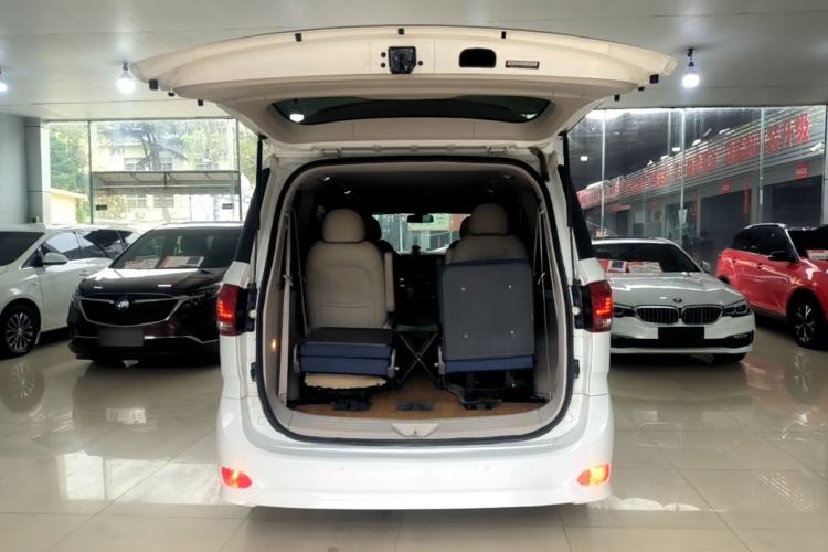 Used SAIC MAXUS G10 2016 2.0T Automatic Luxury Edition Trunk