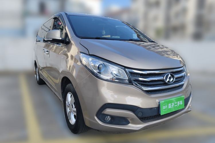 Used SAIC MAXUS G10 2016 2.0T Automatic Elite Edition Front Right 45 Deg