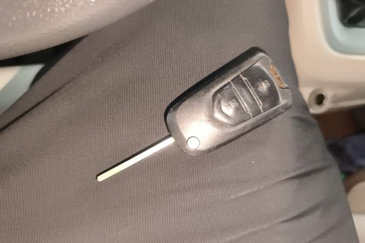 Used SAIC MAXUS G10 2016 2.4L Manual Elite Edition Interior 1