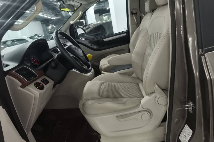 Used SAIC MAXUS G10 2016 2.4L Manual Elite Edition Left Front Seat