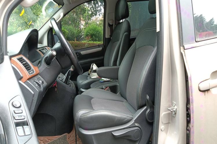 Used SAIC MAXUS G10 2016 2.4L Manual Elite Edition Left Front Seat