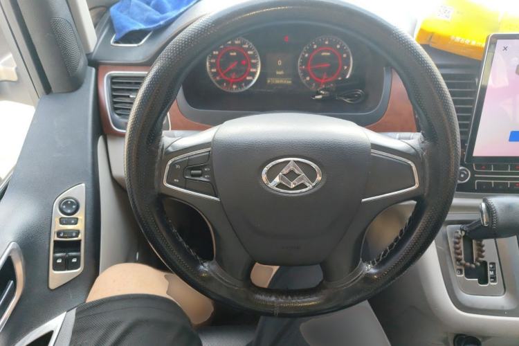 Used SAIC MAXUS G10 2016 2.0T Automatic Elite Edition Steering Wheel