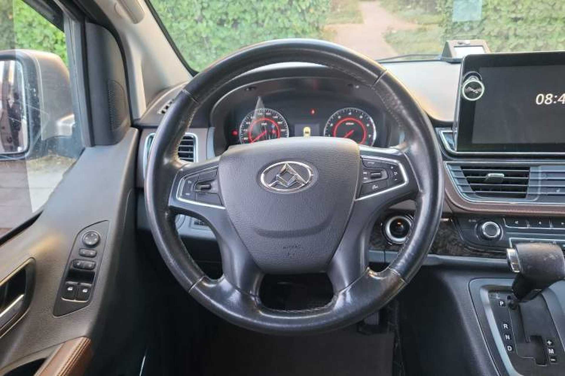 Used SAIC MAXUS G10 2016 2.0T Automatic Luxury Executive Edition Steering Wheel