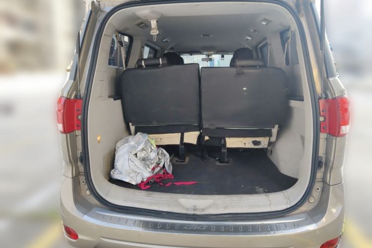 Used SAIC MAXUS G10 2016 2.0T Automatic Elite Edition Trunk