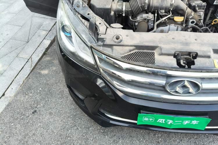 Used SAIC MAXUS G10  Engine Bay Right
