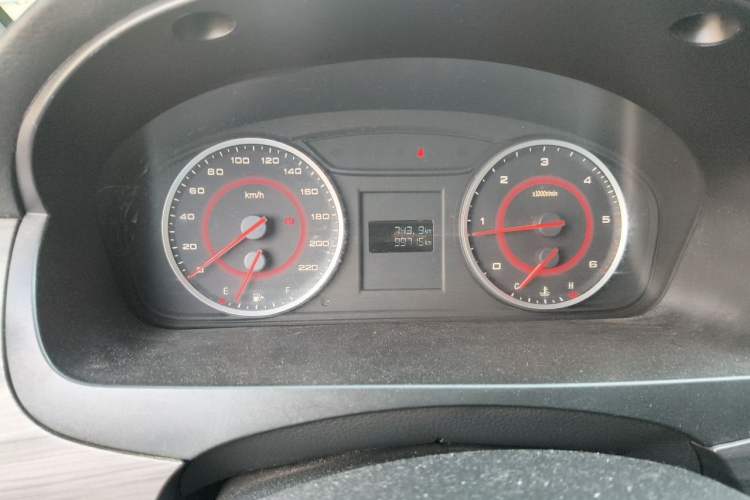 Used SAIC MAXUS G10  Instrument Cluster
