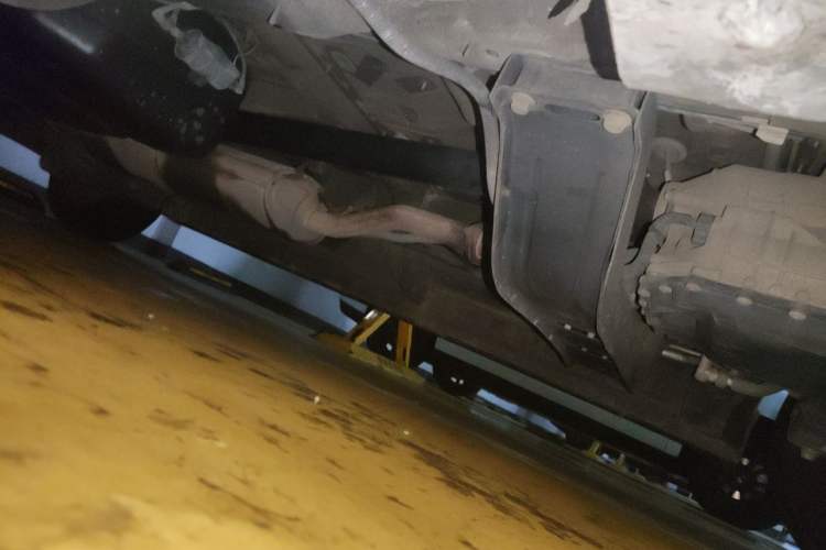 Used SAIC MAXUS G10 2018 PLUS 2.0T Automatic Elite Edition Chassis Front Right
