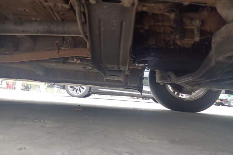 Used SAIC MAXUS G10 2018 PLUS 1.9T Automatic Elite Edition Diesel Chassis Front Right