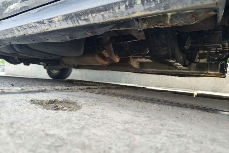 Used SAIC MAXUS G10 2018 PLUS 2.4L Manual Elite Edition Chassis Front Right