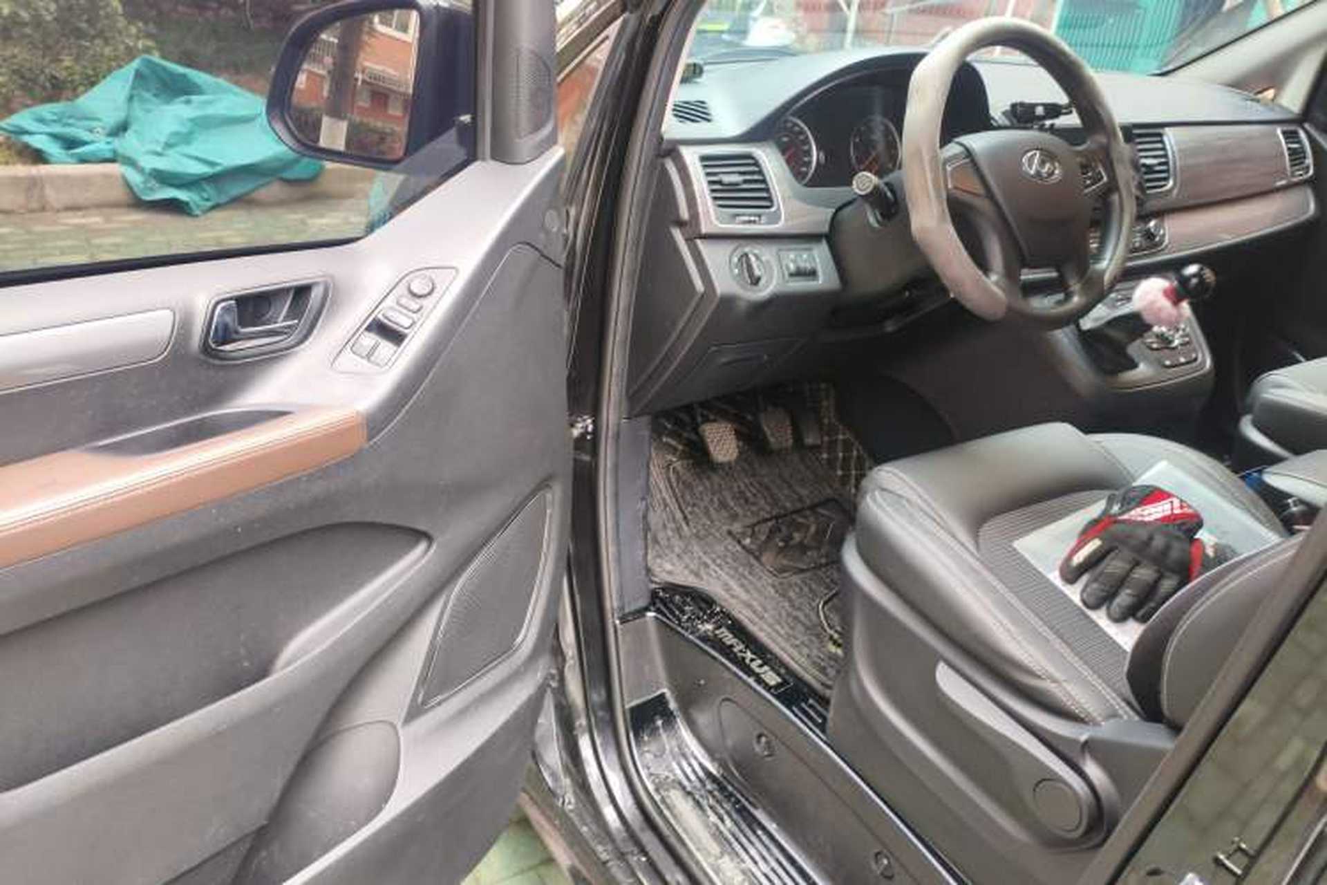 Used SAIC MAXUS G10 2018 PLUS 2.4L Manual Elite Edition Driver Seat