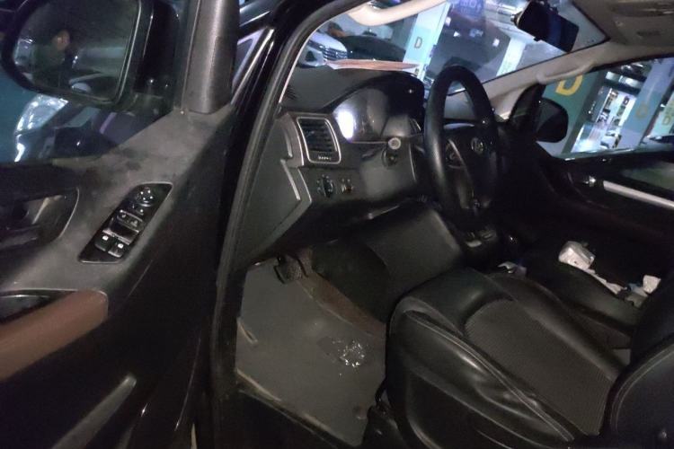 Used SAIC MAXUS G10 2018 PLUS 2.0T Automatic Elite Edition Driver Seat