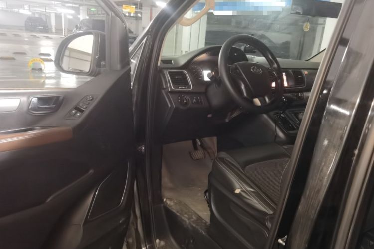 Used SAIC MAXUS G10 2018 PLUS 2.0T Automatic Elite Edition Driver Seat