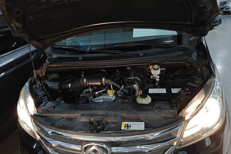 Used SAIC MAXUS G10 2018 PLUS 1.9T Automatic Luxury Edition Diesel Engine Bay