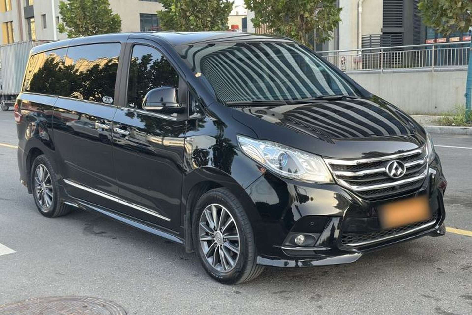 Used SAIC MAXUS G10 2018 PLUS 2.0T Automatic Flagship Edition Exterior 5