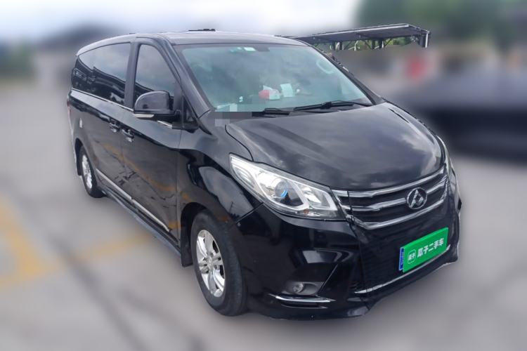Used SAIC MAXUS G10 2018 PLUS 1.9T Automatic Elite Edition Diesel Front Right 45 Deg