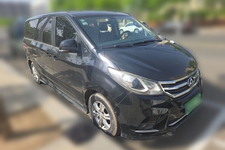 Used SAIC MAXUS G10 2018 PLUS 1.9T Manual Elite Edition Diesel Front Right 45 Deg