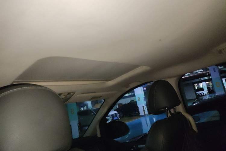 Used SAIC MAXUS G10 2018 PLUS 2.0T Automatic Elite Edition Headliner