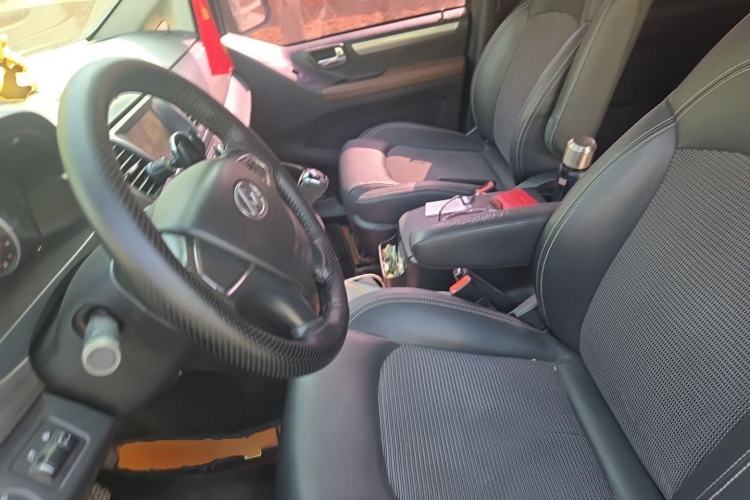 Used SAIC MAXUS G10 2018 PLUS 1.9T Manual Elite Edition Diesel Left Front Seat