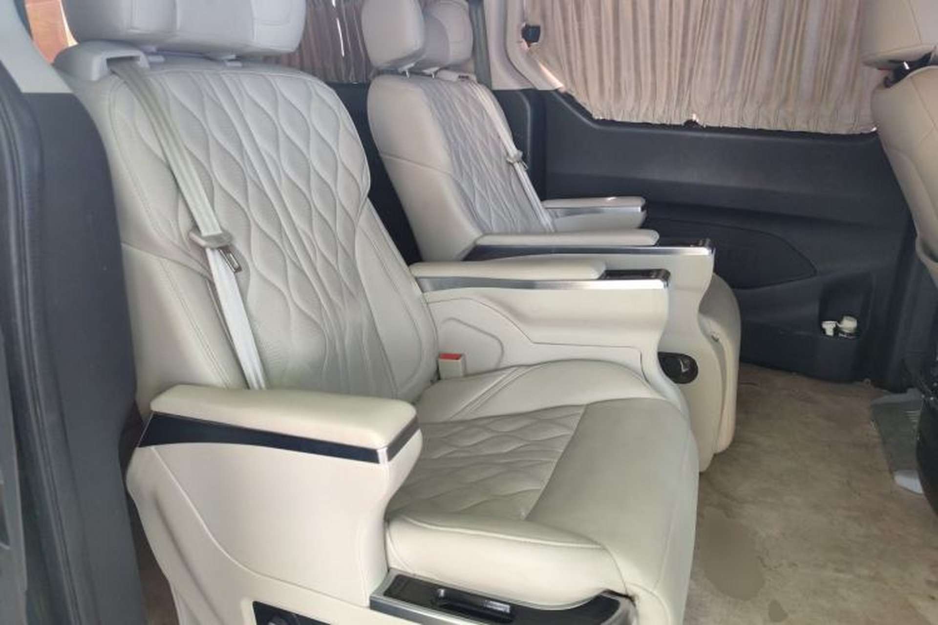 Used SAIC MAXUS G10 2018 PLUS 2.0T Automatic Elite Edition Left Rear Seat