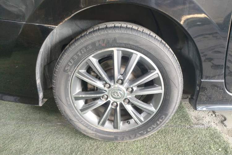 Used SAIC MAXUS G10 2018 PLUS 2.0T Automatic Luxury Executive Edition Right Rear Wheel Hub