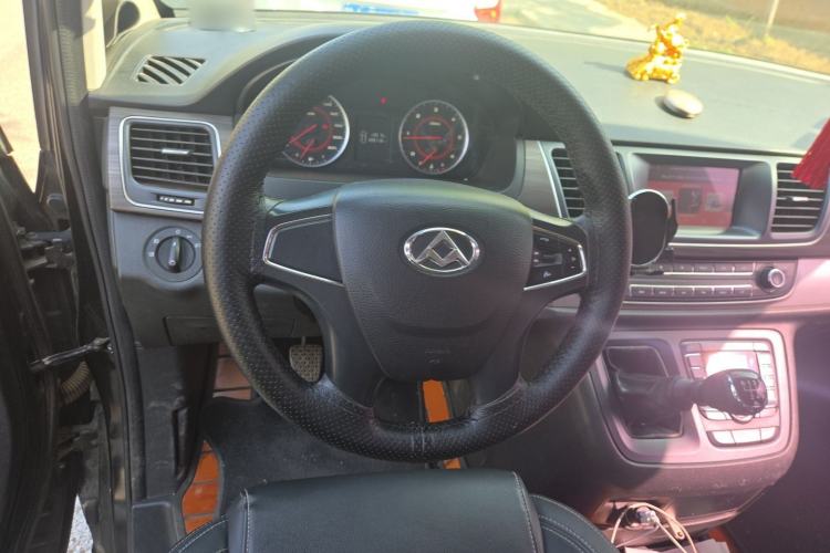Used SAIC MAXUS G10 2018 PLUS 1.9T Manual Elite Edition Diesel Steering Wheel