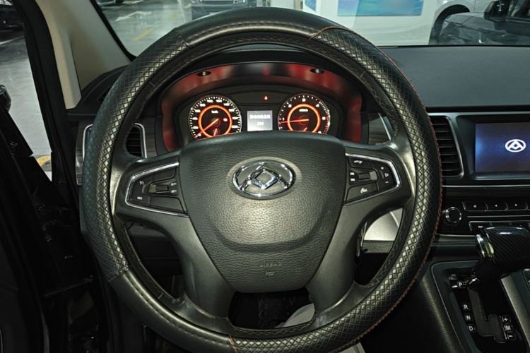 Used SAIC MAXUS G10 2018 PLUS 1.9T Automatic Luxury Edition Diesel Steering Wheel