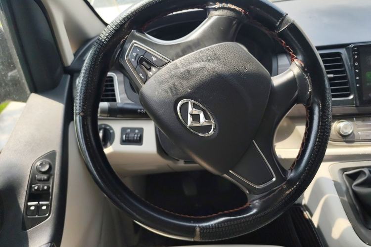 Used SAIC MAXUS G10 2018 PLUS 2.4L Manual Elite Edition Steering Wheel