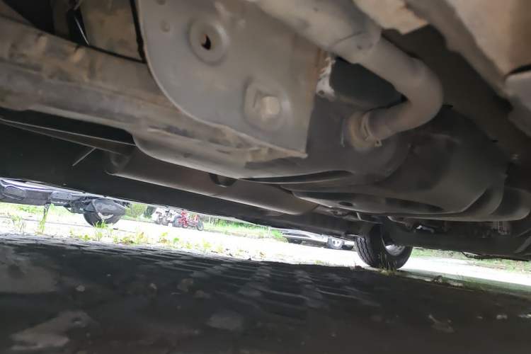 Used SAIC MAXUS G10 2018 PLUS 2.0T Automatic Elite Edition Chassis Rear Right